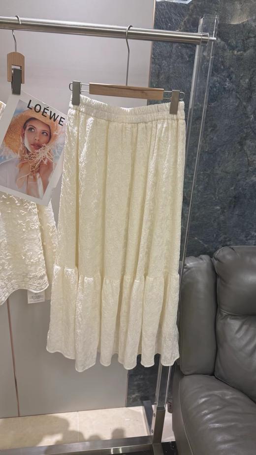 F032363春夏新款温柔法式蕾丝提花宽松a字半身裙蛋糕裙 商品图2