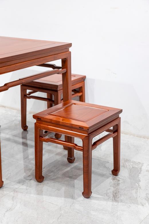 红桥红  家具严选  缅甸花梨（大果紫檀）【88马蹄腿带束腰 休闲桌 五件套】 商品图4