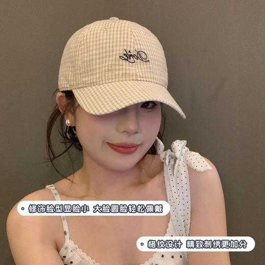 韩系新款格子字母刺绣鸭舌帽 女春夏季百搭遮阳软顶棒球帽 显脸小格子休息帽 商品图3