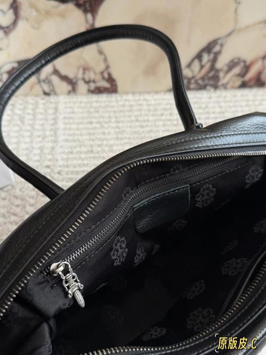 F032358十字架金属装饰手提复古感黑色荔枝纹饺子包 商品图5