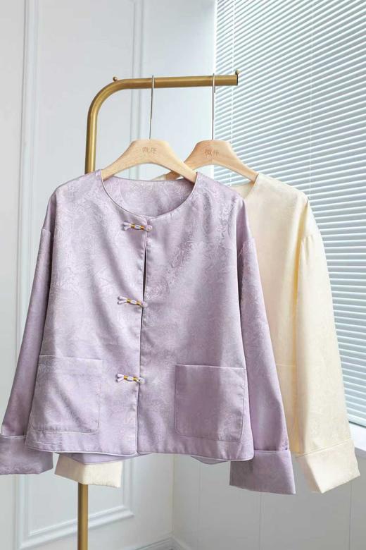 菀烟垂|国风提花盘扣外套 商品图0