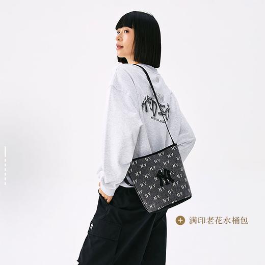 【MLB复古牛仔老花包】轻奢品牌潮酷有型 质感在线耐看百搭 随性演绎日常潮流感（4.4-5号放假不发货） 商品图1