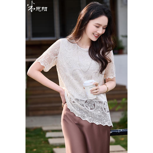 米思阳2026春夏新款时尚百搭蕾丝T恤衫镂空微透独特漂亮小衫2863/1044 商品图0