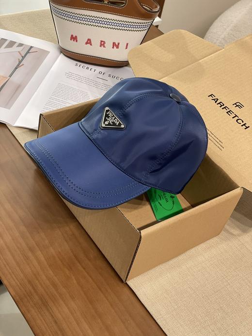 Prada 棒球棒鸭舌帽 来啦任何发型都不及一顶优秀帽子所带来的魅力加成 商品图3