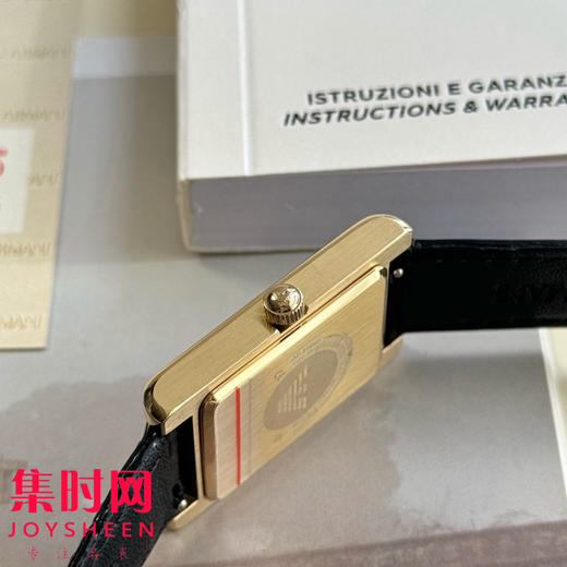 原单阿玛尼AR11666 方形男士腕表 小手腕福音
机芯：原装进口石英机芯 商品图5