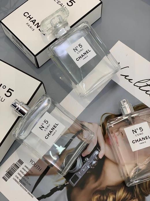 F032365男女通用持久留香清新独特白色五号之水香水 商品图9