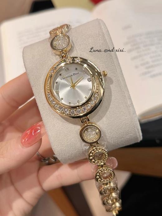 F032335珍珠手链女圆形小表盘时尚ins港风女士百搭好看时尚手表 商品图2