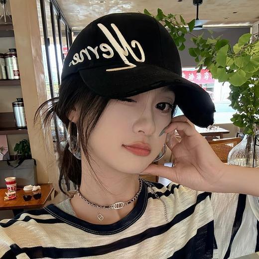 新款硬顶立体版型潮帽 女大头围刺绣棒球帽 宽帽檐防晒显脸小潮帽 潮牌硬顶鸭舌帽男女同款 商品图3