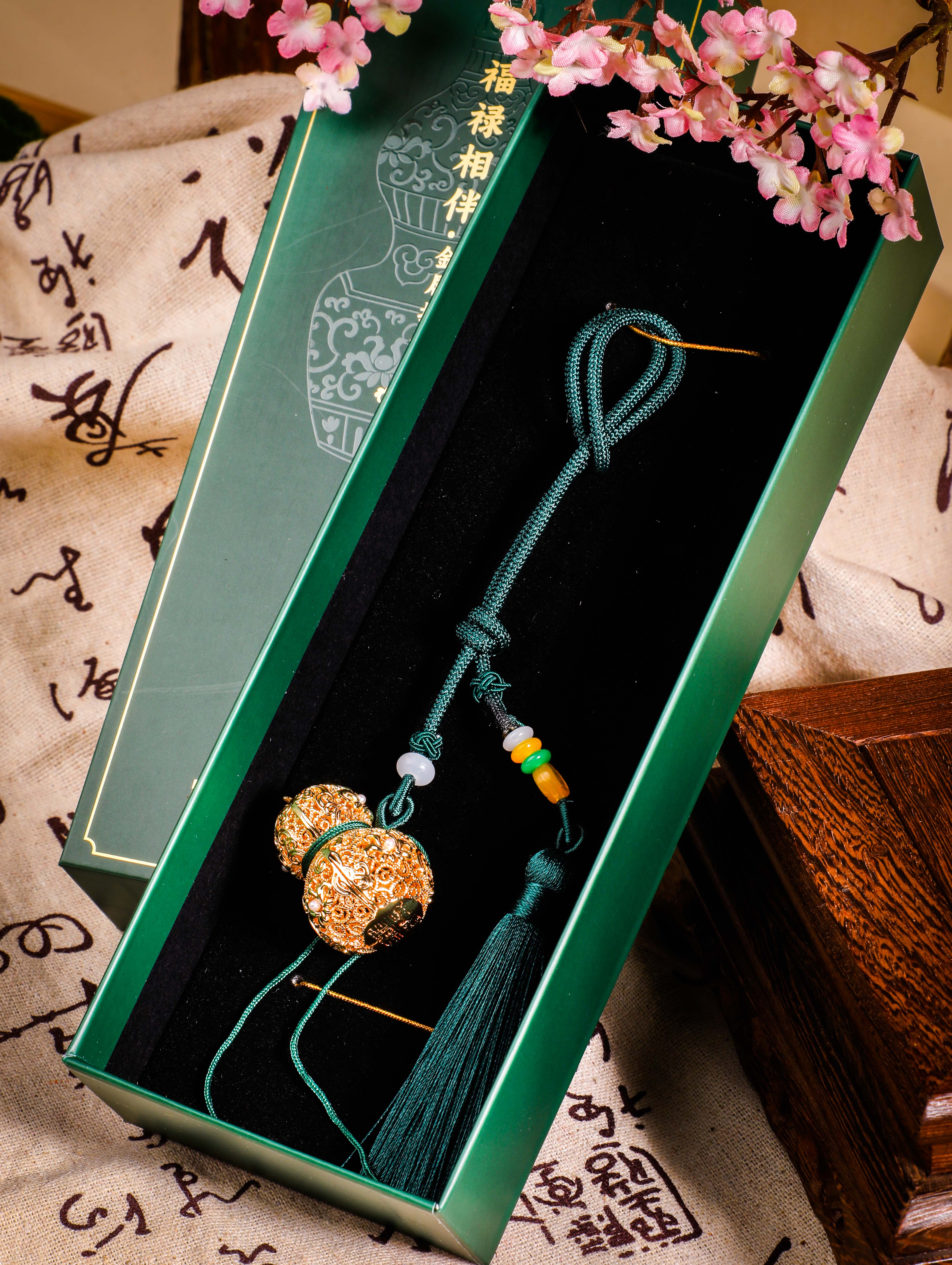 福禄相伴金属挂饰