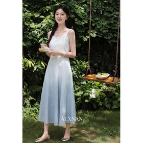 鹿向南「雾蓝絮语」法式浪漫甜美短袖连衣裙女夏新款气质渐变长裙