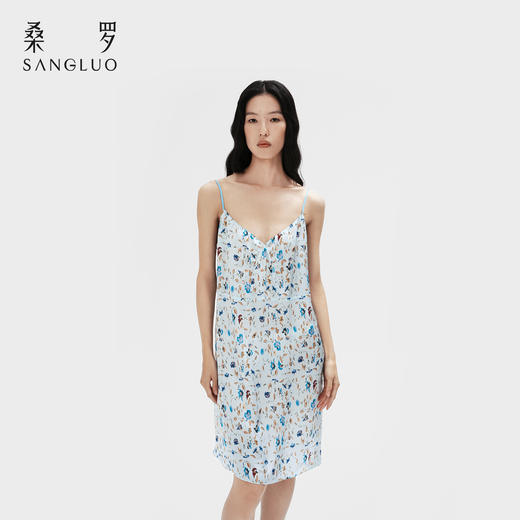 烂漫田园』桑罗蓝底碎花复古真丝吊带裙100%桑蚕丝女款2026新款 商品图4