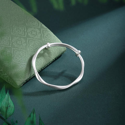 子佩集【萌咪出动】银S9999童镯【TB0620910】儿童猫咪麻花古法2601 商品图1