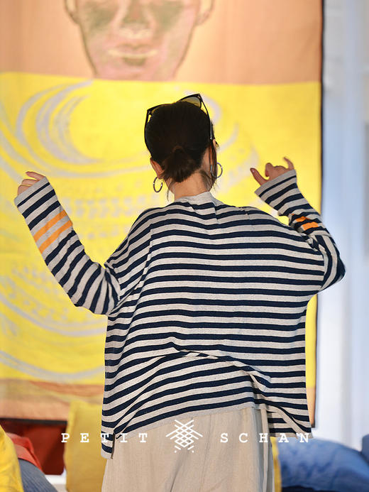 Petit Schan小闪 CLO#1080 Stable but fun 稳中有趣 松弛感棉麻桑蚕丝条纹轻薄针织长袖 商品图3