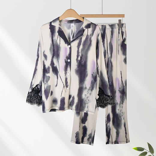 【焕新季】美奈川睡衣女上衣长裤家居服套装水墨印花莫代尔蕾丝套装 JJ28192 商品图0