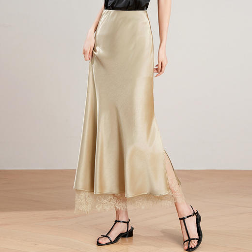 「自」全新升级【铂金会员146/天猫199/差价53】(23849)洛诗琳蕾丝拼接缎面半身裙女2026夏季新款高腰中长A字裙 商品图0