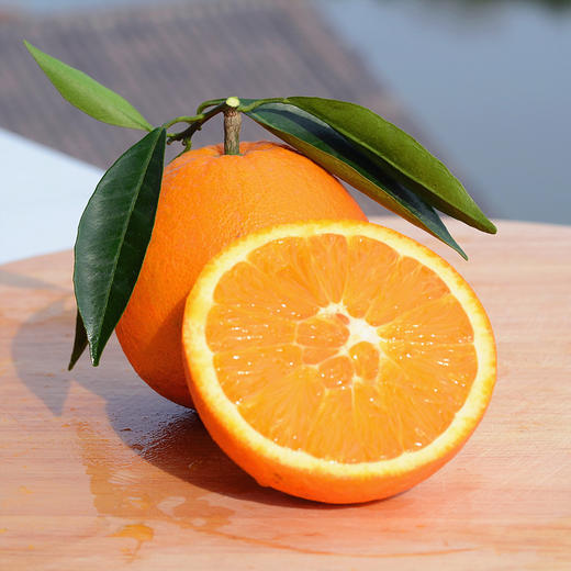 伦晚脐橙 皮薄肉厚 纯甜多汁 果型饱满 商品图2