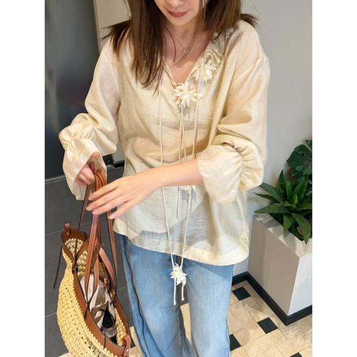 2603404    独家“绝美芍药” 春天宽松衬衫 法式浪漫 商品图0