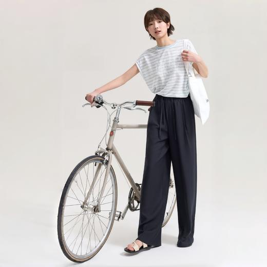 夏日松弛感穿搭密码 【QINGFAN 冰竹垂垂裤】手感细腻柔滑 天然竹浆纤维面料 窄版H型不挑腿型 藏肉更显瘦LYZ 商品图2