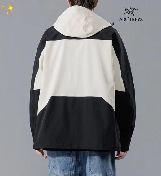 F032339春季新款舒适保暖百搭不拘束连帽拼接冲锋衣外套 商品图4