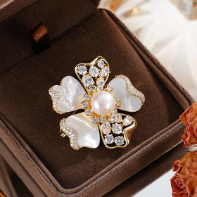子佩集【荣光映蕊】珍珠惜王妃胸针【XXXZ240】9mm珠镀金贝母花朵2601