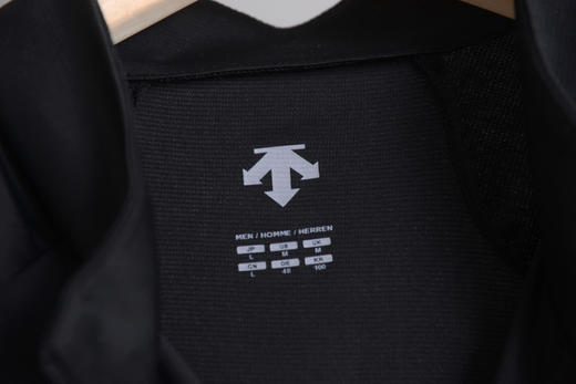 原单正品迪桑特DESCENTE新款春夏户外运动半拉链速干上衣，韩国柜子同步上新，M-XXL 商品图5
