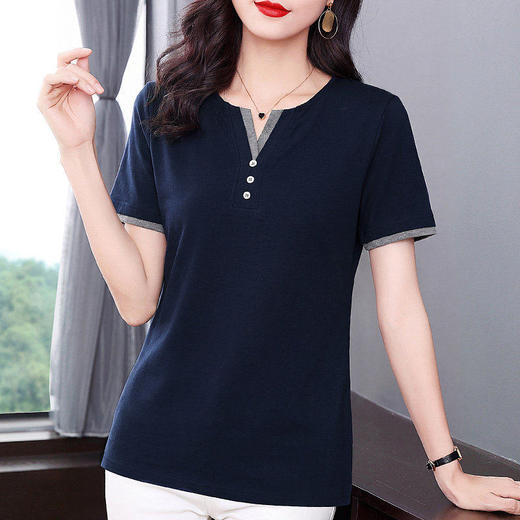 正肩v领短袖t恤女装2026新款夏高端洋气减龄半袖纯棉上衣休闲体恤 商品图3