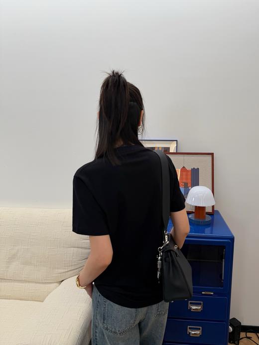 罗意威 2026早春最新款口袋刺绣T恤 商品图7