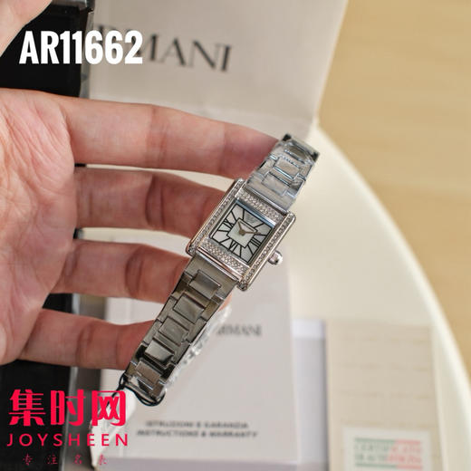 原单阿玛尼AR11662 方形女士腕表
机芯：原装进口石英机芯 商品图1