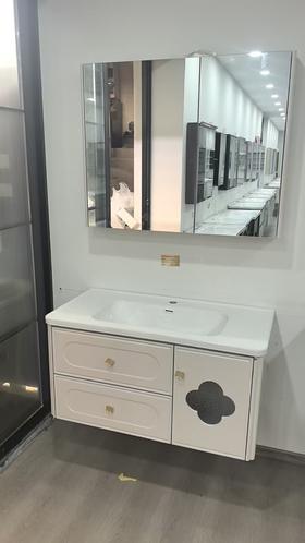 YX浴室柜 673-100 白 三包装配50陶瓷盆