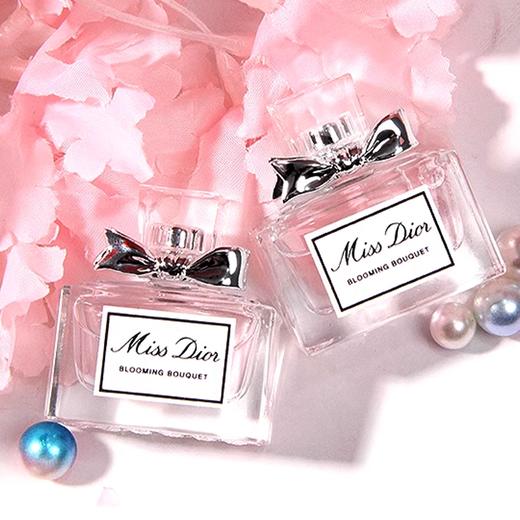 【买一送一 加赠迪奥甜心香水5ml】NARS娜斯蜜粉饼 大白饼10g 一般贸易 商品图8