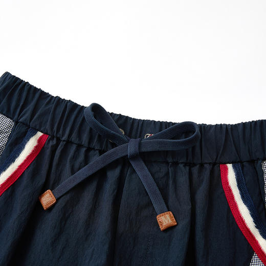 谜底撞色休闲短裤2026夏季新品动感活力抽绳腰头裤子女262MK0499 商品图3