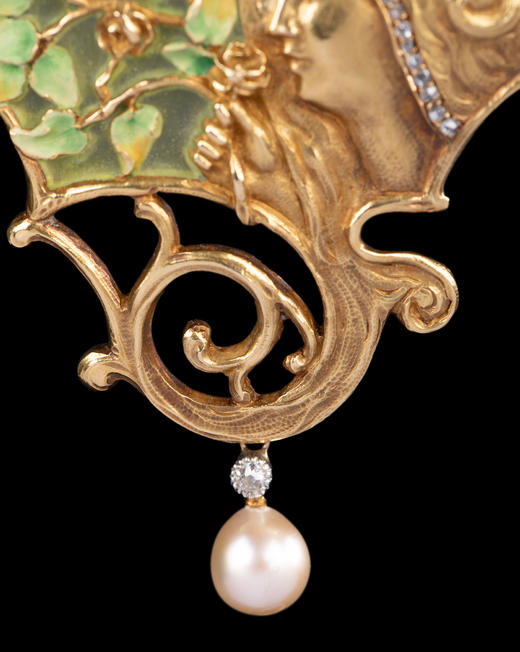 独角鹿西洋古董1900年代法国出品新艺术风格少女与玫瑰主题18K黄金镶嵌钻石珍珠空窗珐琅吊坠项链 商品图7