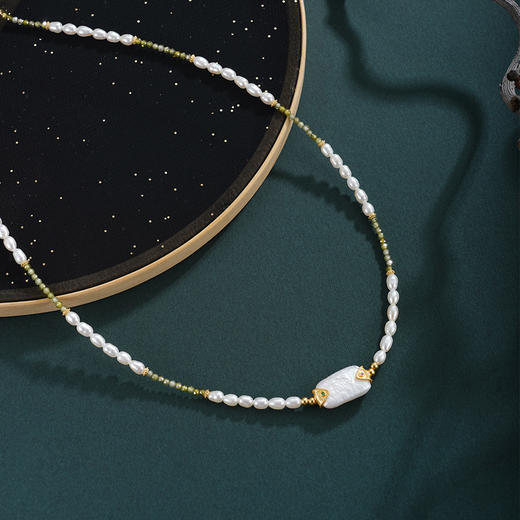 子佩集【芳华璀璨】银S925珍珠惜王妃项链【SGN0895001】3*5小巴洛克珠9*14mm方块绿镀金2601 商品图2