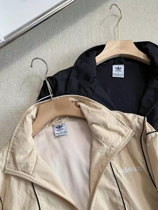F032334春季新款男女同款运动健身跑步立领风衣夹克外套 商品图1