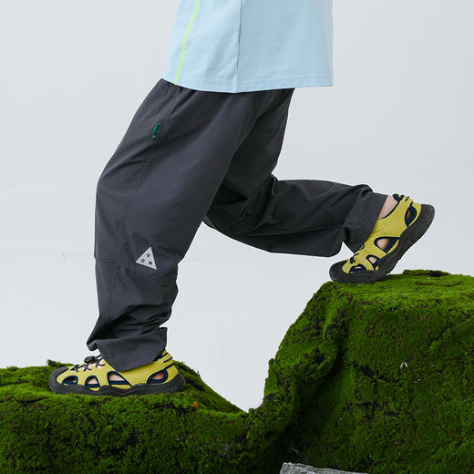 春季首发锦纶防水耐磨散口裤👖【 vonbonkids 山系单线格锦纶速干散口小脚裤 K07C26007款】❗️ 娃户外撒欢不怕脏湿💥自由活动无束缚，跑跳玩耍超自在✨ 商品图6