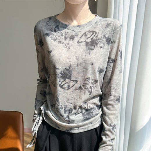 百媚生 法式设计感晕染印花针织衫女圆领长袖上衣RW-Y03-20 商品图2