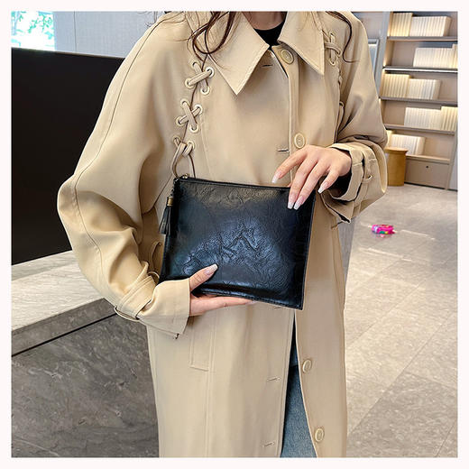 新款复古流苏化妆包 便携高质感手拿包日常质感随身拉链零钱收纳袋 商品图9