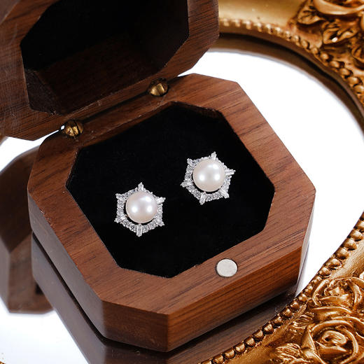 子佩集【雪霁缪斯】银S925珍珠惜王妃耳钉【XXED003】6mm珠双色六角2601 商品图1