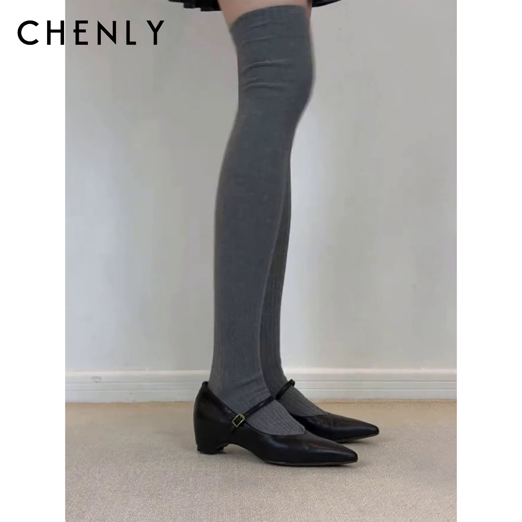 尘衣｜26SS玛丽珍尖头单鞋