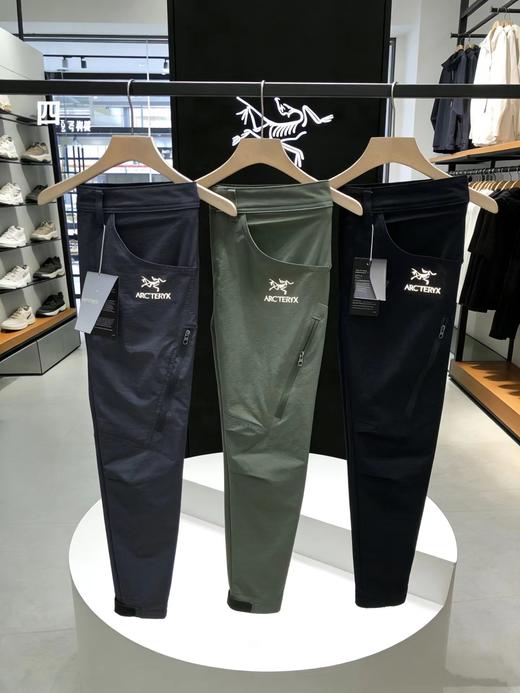 F032376男款防风轻量简约休闲户外多功能休闲长裤 商品图1