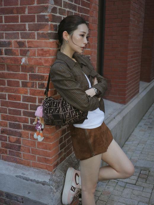 芬迪 宋雨琦孟子义同款系带水貂吊饰挂件厚底舒适休闲鞋 商品图5