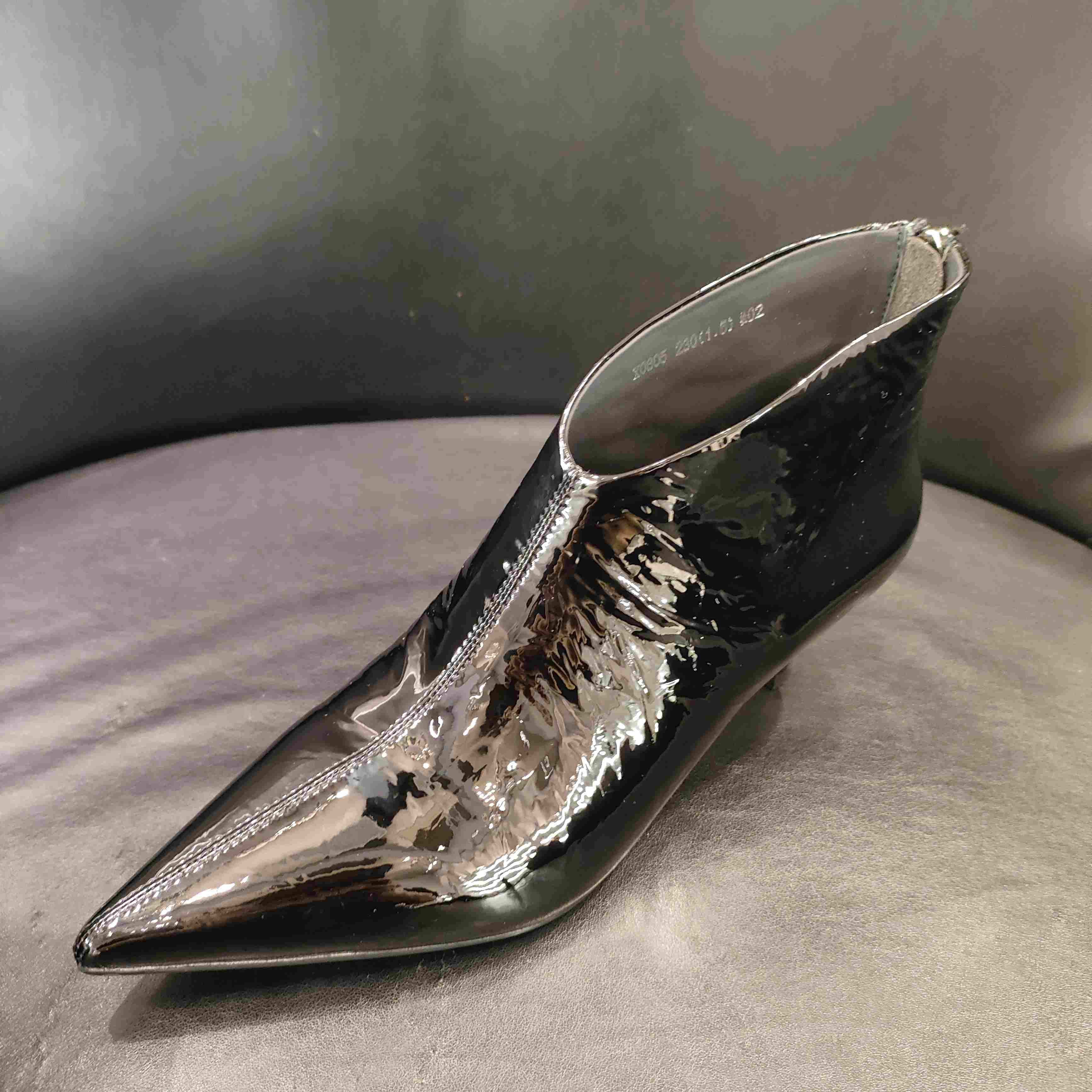 LFGJ X0805时尚小猫跟踝靴