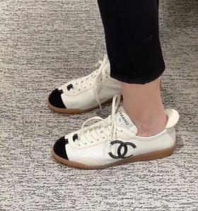 重磅渠道  万能百搭王！ 香nn熊猫德训  黑白配  平底系带休闲鞋