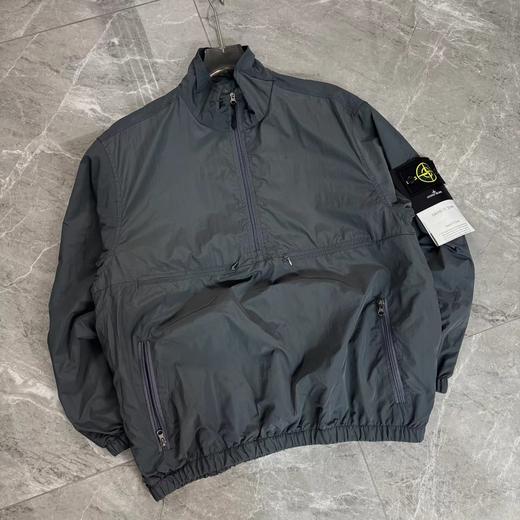 F032353美式机能连帽勋章防泼水半拉链连帽速干薄外套 商品图5