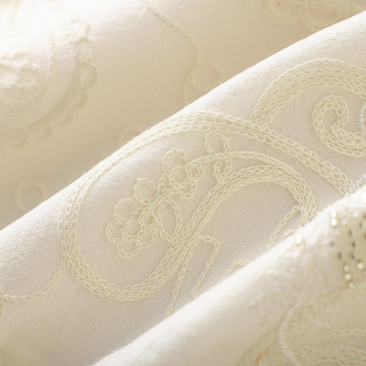 「高货wl」全新升级【铂金会员321/天猫429/差价108】(11947)洛诗琳重工钉珠刺绣连衣裙2026新款小香风娃娃领显瘦A字裙女 商品图3