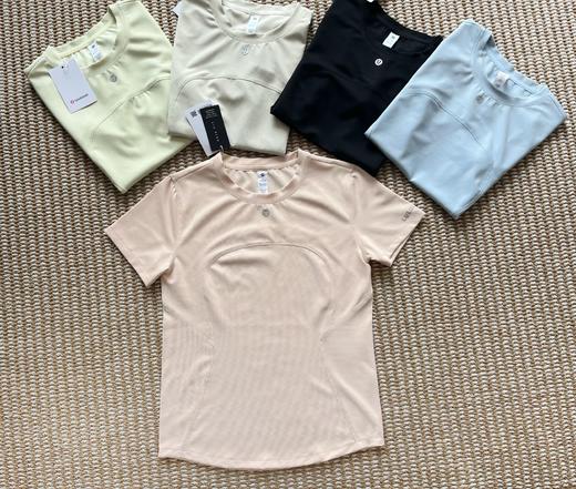 点此购买 LULU露露春夏季华夫格女士速干修身短袖T恤 ss 343095 商品图4