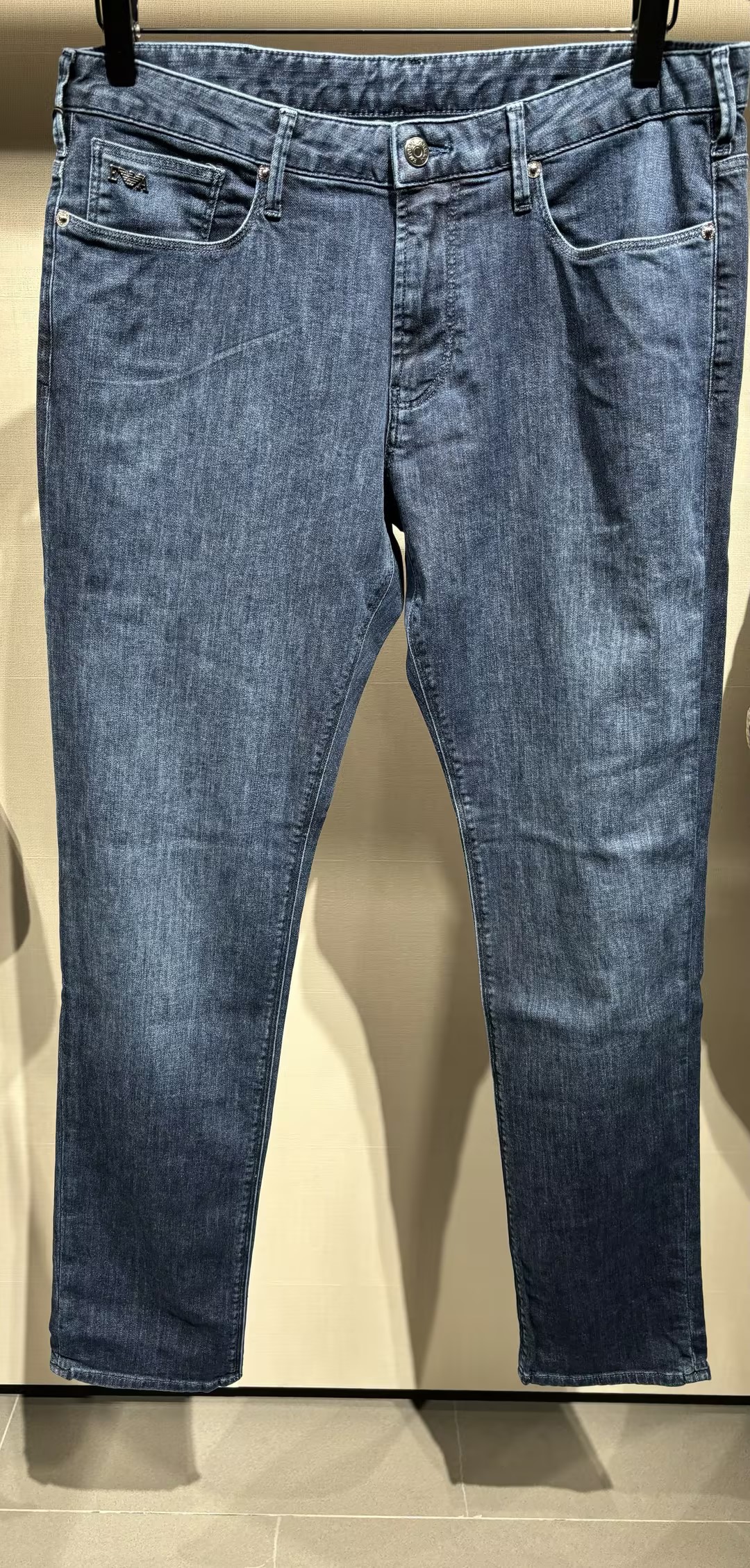 E ARMANI 牛仔裤男  EM000121AF22814-MB002 .