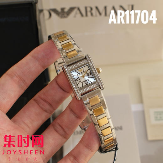 原单阿玛尼AR11704 方形女士腕表
机芯：原装进口石英机芯 商品图0