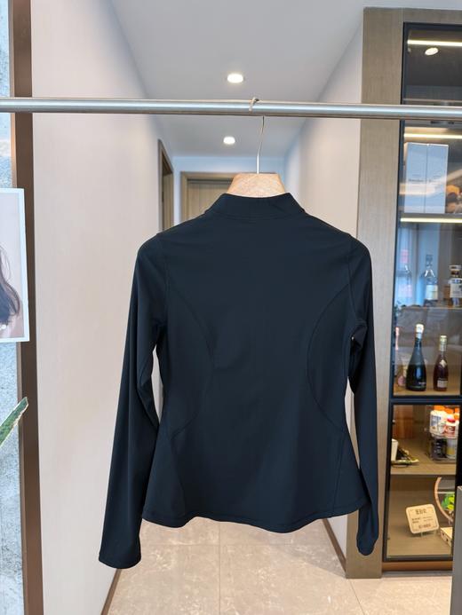 点此购买 可隆春秋季女士弹力针织立领夹克 bk 343063 商品图4