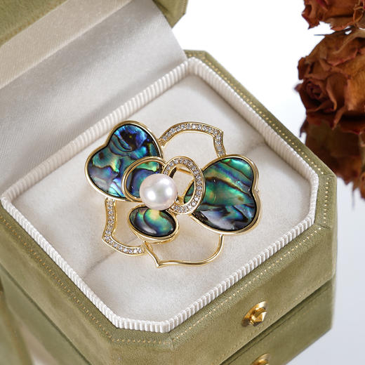 子佩集【花寄幽梦】珍珠惜王妃胸针【XXXZ249】6.5mm珠螺钿三瓣花山茶花镀金2601 商品图0